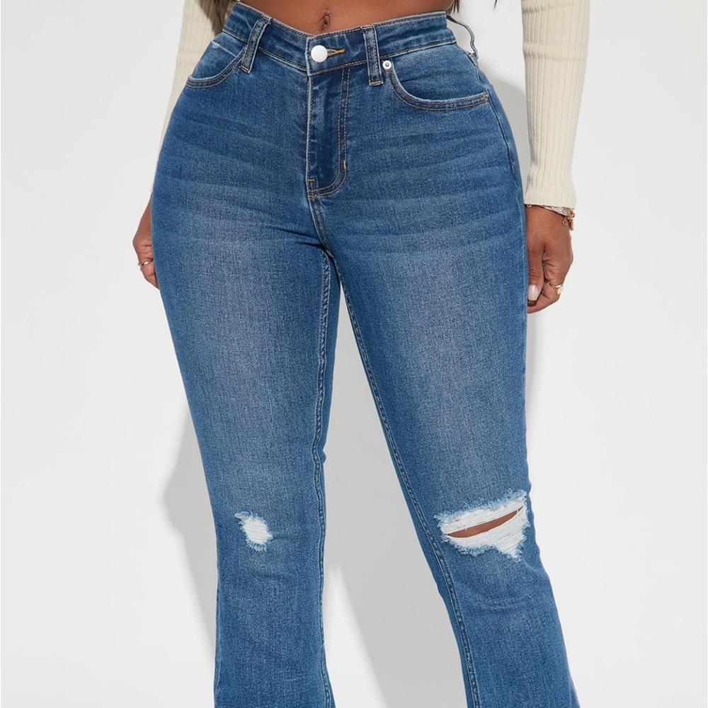 Fashion Nova Never Worn High Waisted Stretch Flare Jeans - Medium Wash